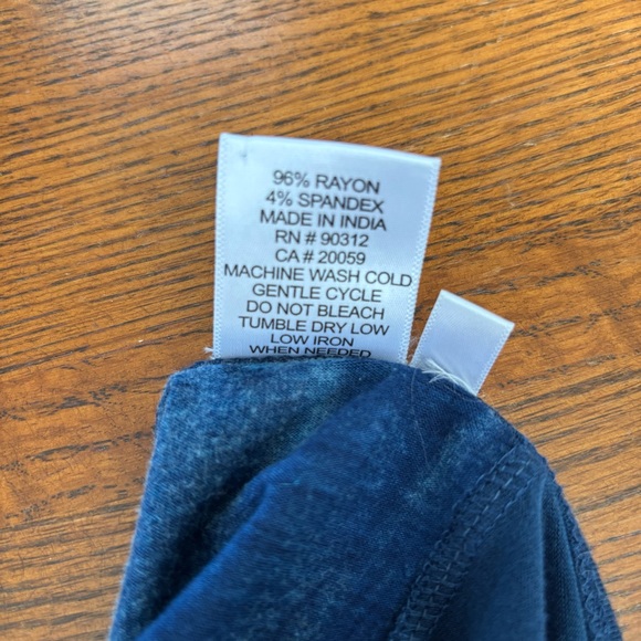 Parsley & Sage Tunic V-Neck Top Blue and Green Women M 3/4 Sleeve Soft - Picture 9 of 11